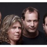 כרטיסים תיאטרון הקאמרי - סוס אחד נכנס לבר