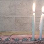 סדנת יצירה להכנת חנוכייה מבטון