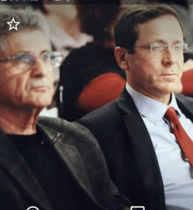 פלד-ראש-אומץ-והנשיא.gif6